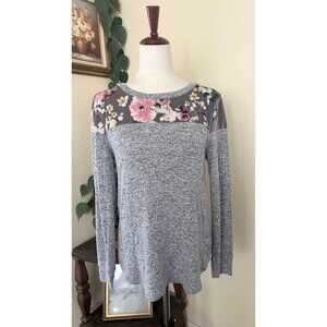 Potter's Pot Gray Velvet Floral Top sz S